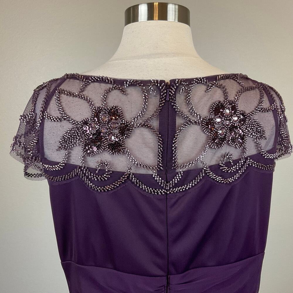 XSCAPE Beaded Chiffon Short Sleeve Ruched Sheath Cocktail Dress Purple Size 16 - Picture 9 of 12